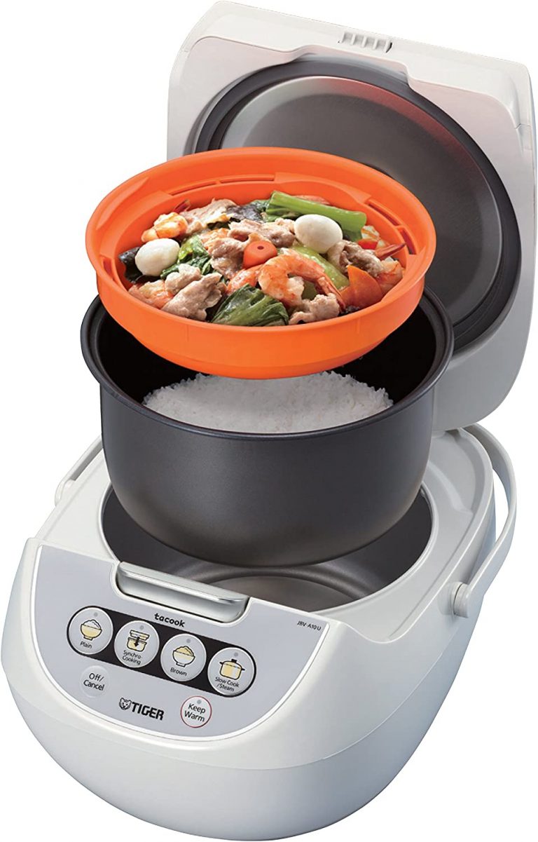 What is the Synchro Cooking Feature in Rice Cookers?