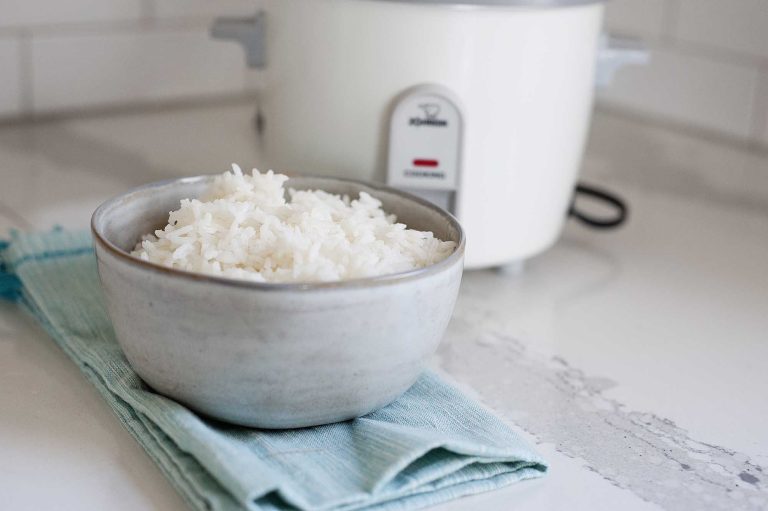 How Does a Rice Cooker Know When the Rice is Done?