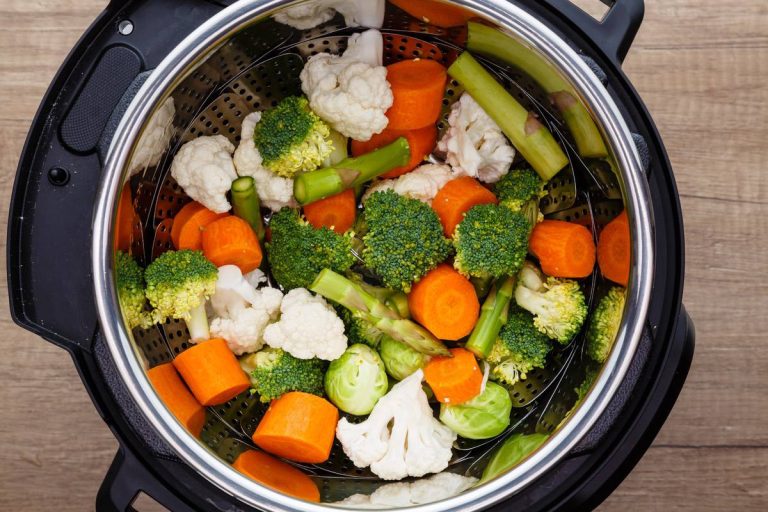 How To Use a Rice Cooker as a Steamer