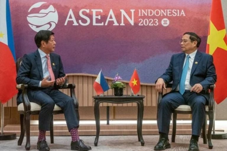 Vietnam and Philippines to Sign 5-Year Rice Trade Pact to Ensure Food Security