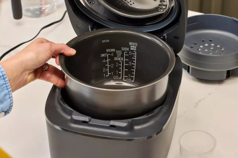 How to Prevent Mold and Odor in Stored Rice Cookers