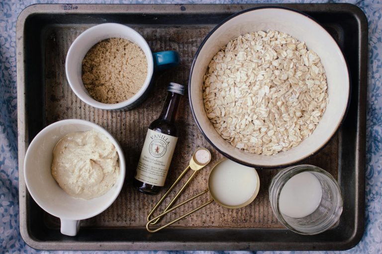 Your Guide to Using Your Rice Cooker to Make Oatmeal and Porridge